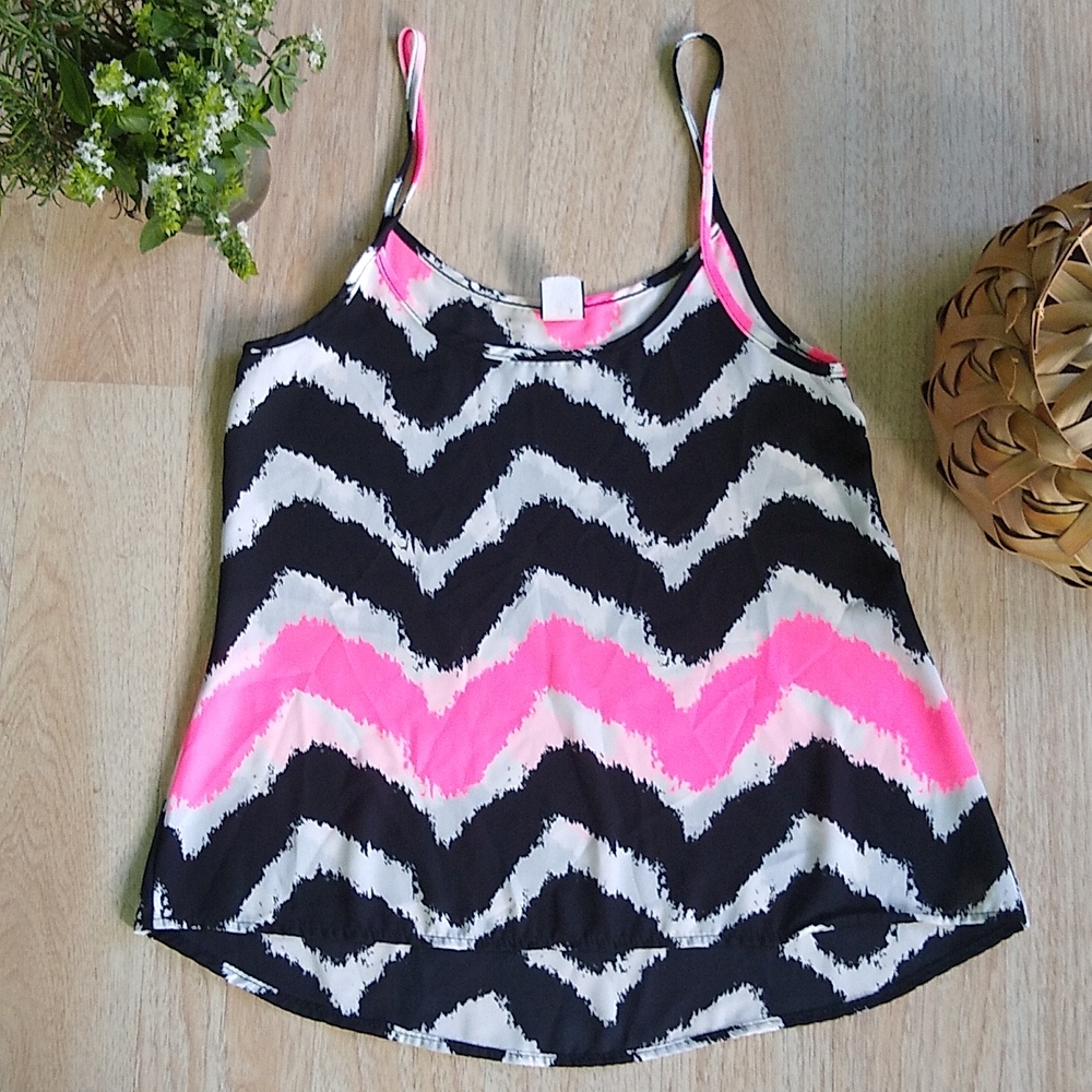 5/$10 Women's tank top, S